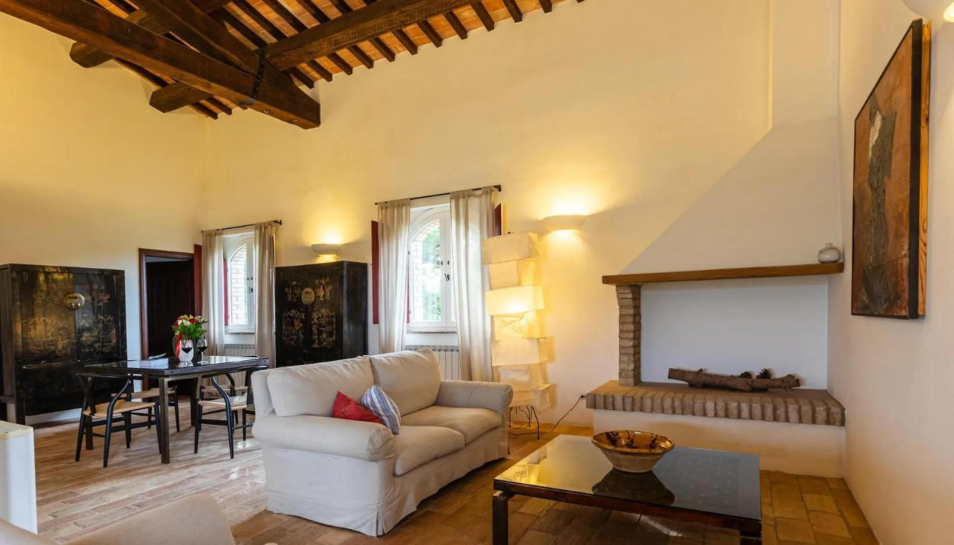 Tenuta Pianirossi Cinigiano 0*,  Italie